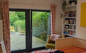 Private Room With Terrace And Free Parking